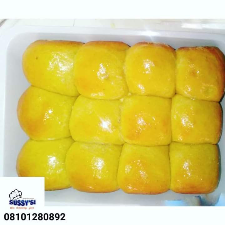 Dinner rolls